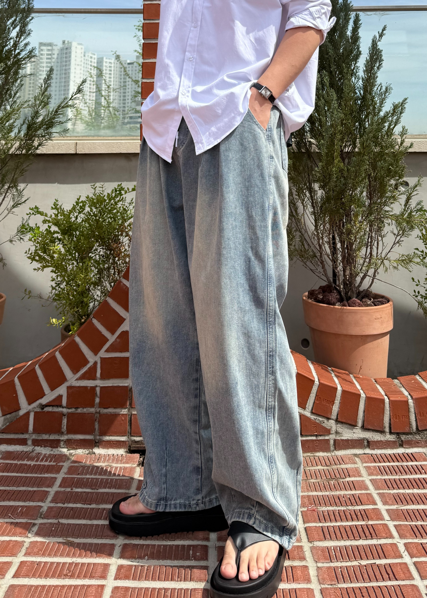 Curved Washing Denim